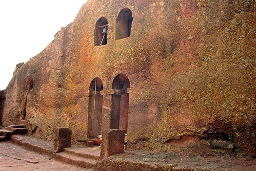 Biete-Golgotha-and-Mikael